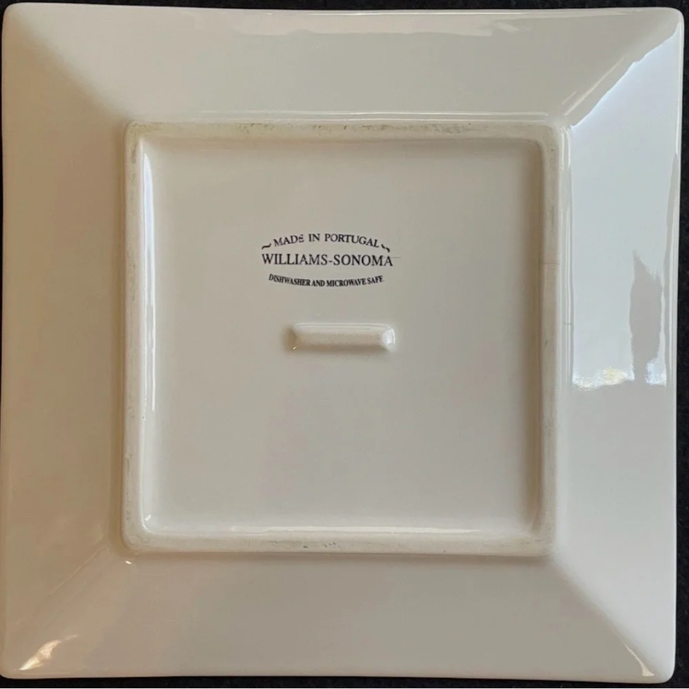 Williams Sonoma Cream Hudson  square plates 7”made in portugal set of 4 A11